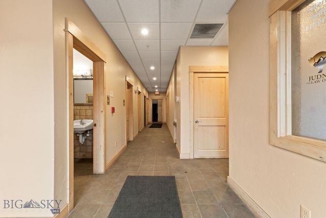 1940 W Dickerson 102, Bozeman, MT 59718