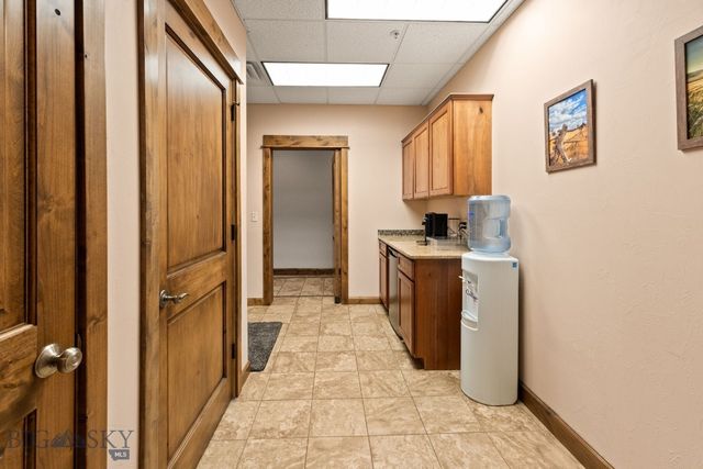 1940 W Dickerson 102, Bozeman, MT 59718