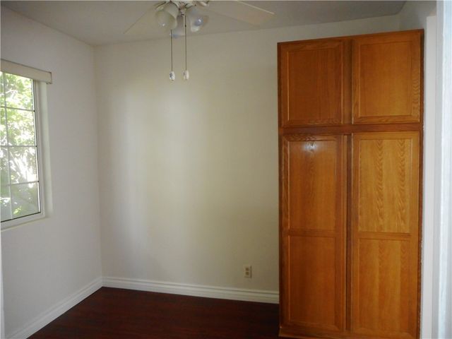 4267 Van Nuys Blvd, Sherman Oaks, CA 91403