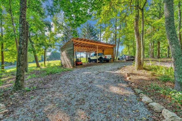 2440 Mount Lebanon Road, Campobello, SC 29322