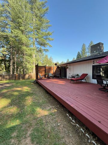 5685 Daisy Cir, Pollock Pines, CA 95726