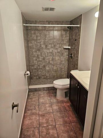 4158 Inverrary Drive 106, Lauderhill, FL 33319