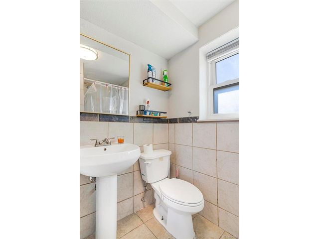 1444 S Helena Cir, Aurora, CO 80017