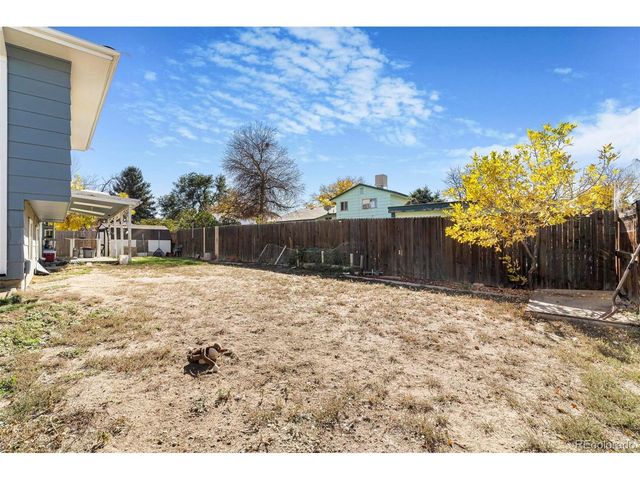 1444 S Helena Cir, Aurora, CO 80017