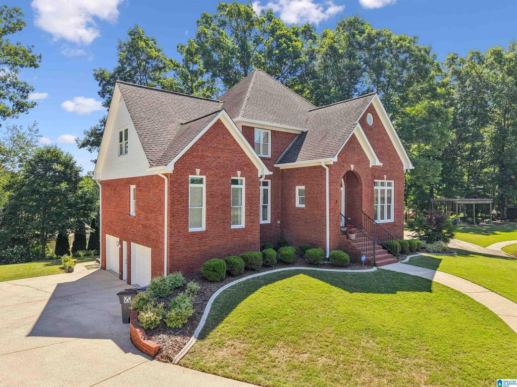 7004 CHULA VISTA WAY, Trussville, AL 35173