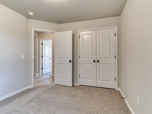 12200 Rockbed Drive, Yukon, OK 73099