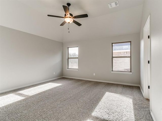 12200 Rockbed Drive, Yukon, OK 73099