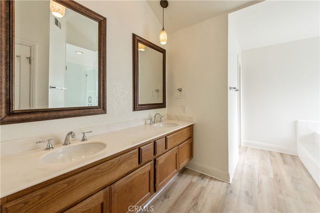 27202 Corcubion, Mission Viejo, CA 92692