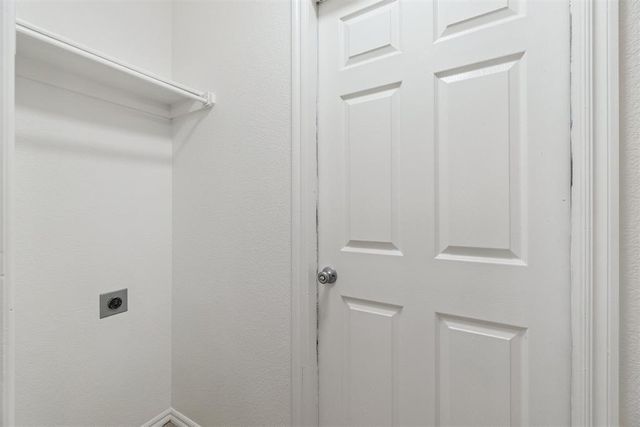 12325 SW 6th Street, Yukon, OK 73099