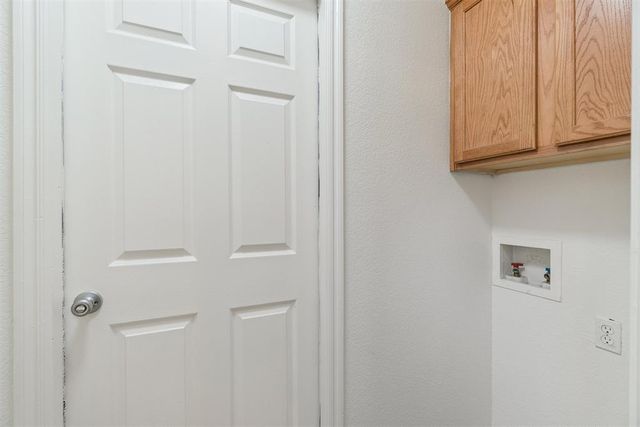 12325 SW 6th Street, Yukon, OK 73099