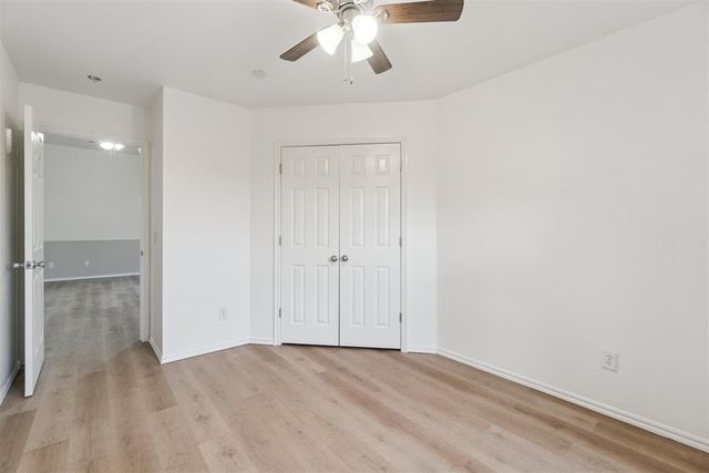 12325 SW 6th Street, Yukon, OK 73099