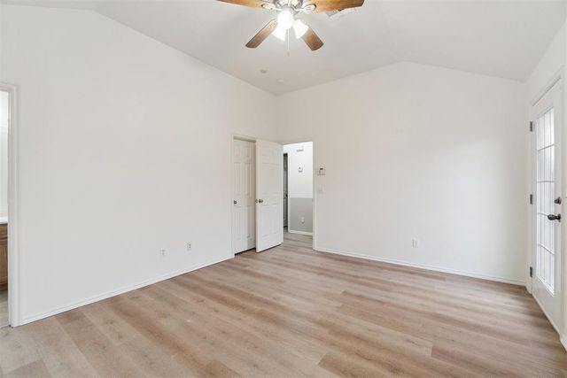 12325 SW 6th Street, Yukon, OK 73099