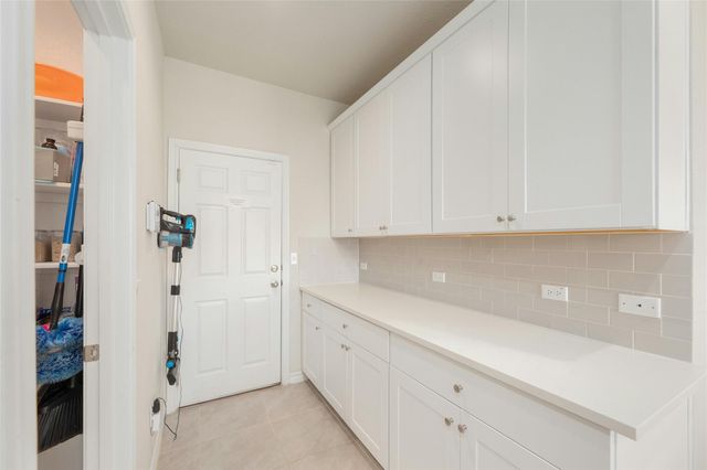 3925 Lyndsey Marie LN, Pflugerville, TX 78660