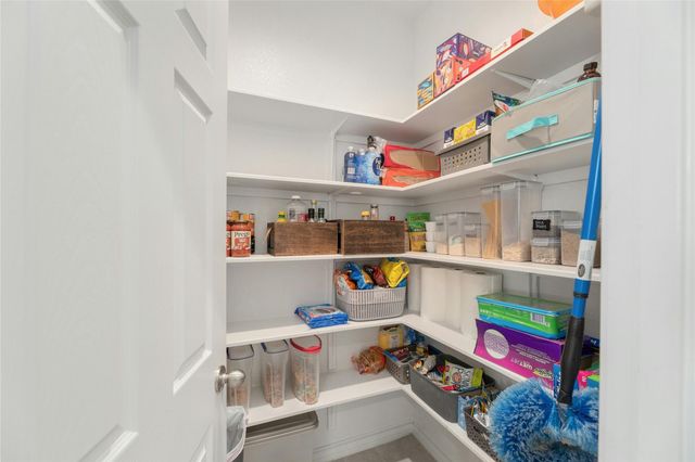 3925 Lyndsey Marie LN, Pflugerville, TX 78660