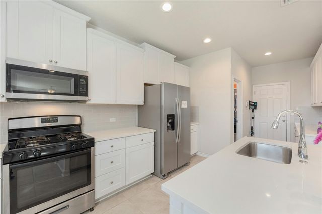 3925 Lyndsey Marie LN, Pflugerville, TX 78660