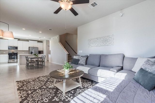 3925 Lyndsey Marie LN, Pflugerville, TX 78660