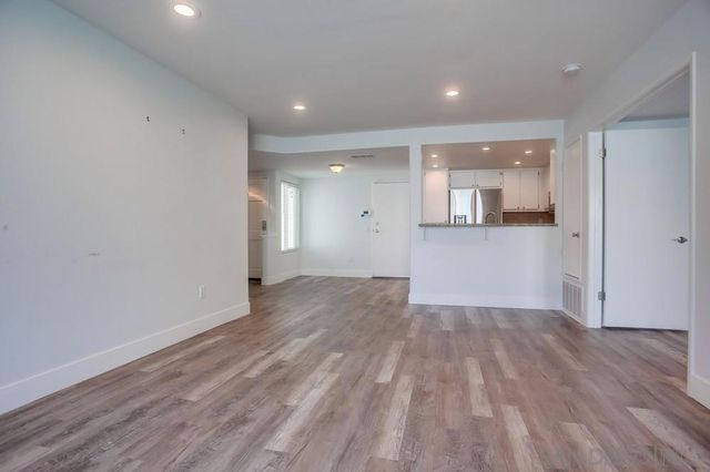 450 Stoney Point Way 135, Oceanside, CA 92058