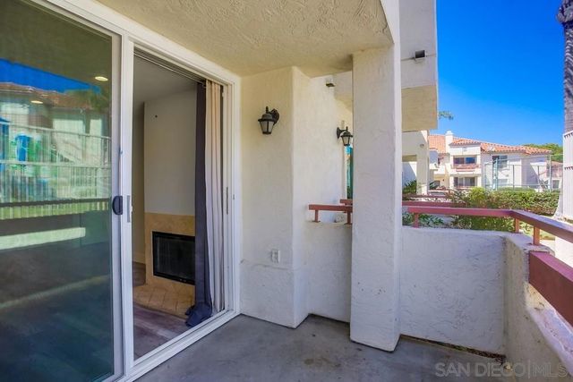 450 Stoney Point Way 135, Oceanside, CA 92058