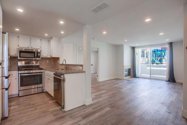 450 Stoney Point Way 135, Oceanside, CA 92058