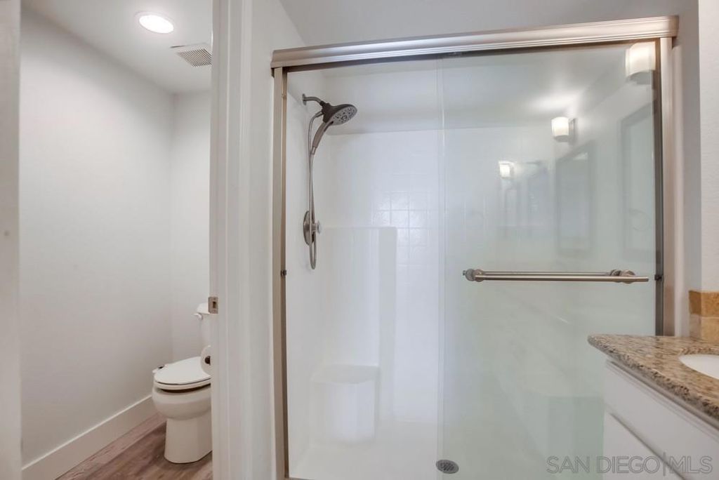 Image 23 of property listing at 450 Stoney Point Way 135, Oceanside, CA 92058