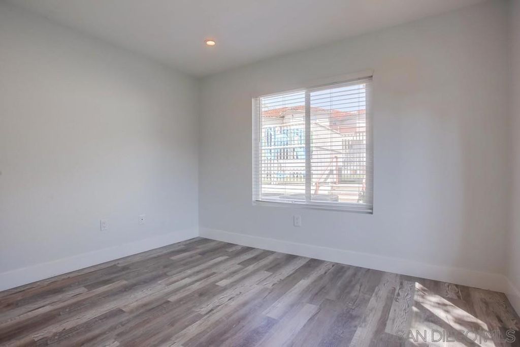 Image 25 of property listing at 450 Stoney Point Way 135, Oceanside, CA 92058