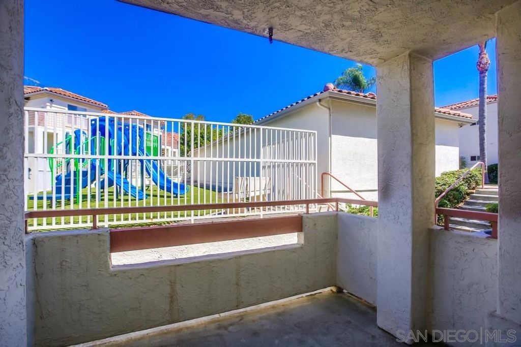 Image 32 of property listing at 450 Stoney Point Way 135, Oceanside, CA 92058