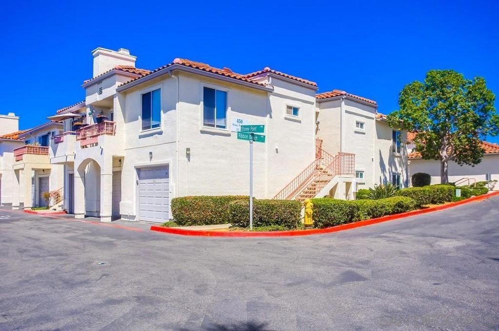 Image 4 of property listing at 450 Stoney Point Way 135, Oceanside, CA 92058