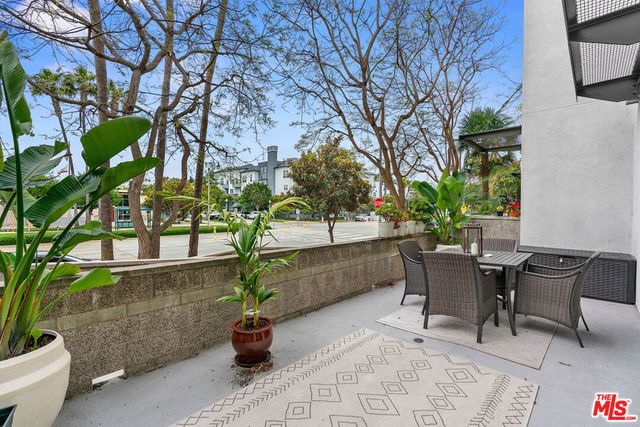 6400 Crescent Parkway 113, Playa Vista, CA 90094