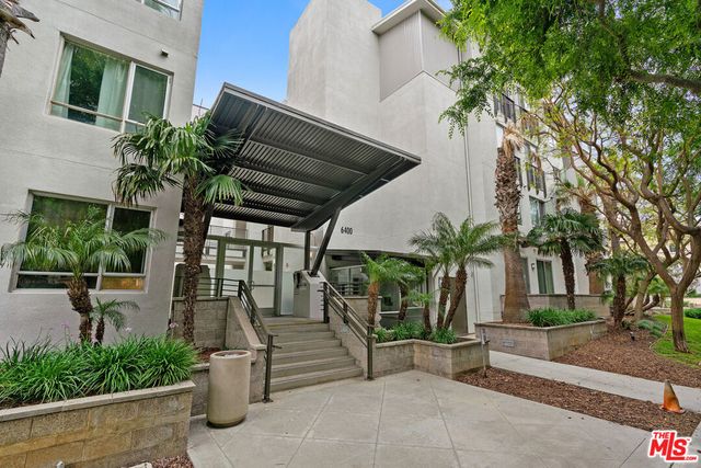 6400 Crescent Parkway 113, Playa Vista, CA 90094