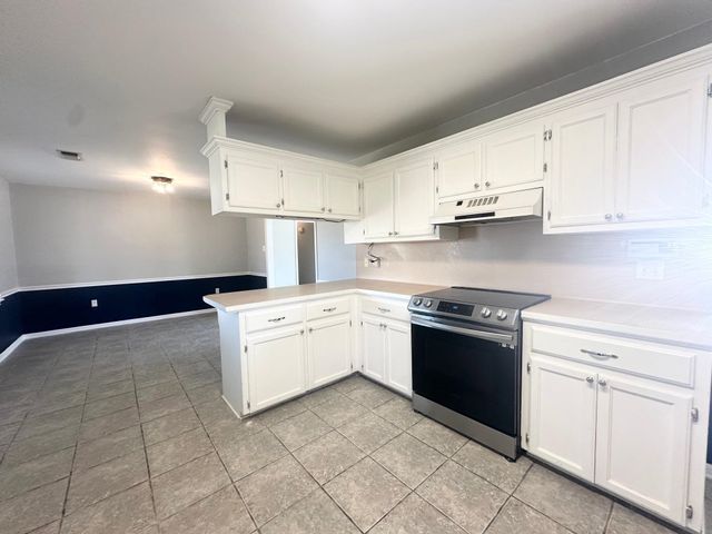 600 Parkside Dr, Thibodaux, LA 70301