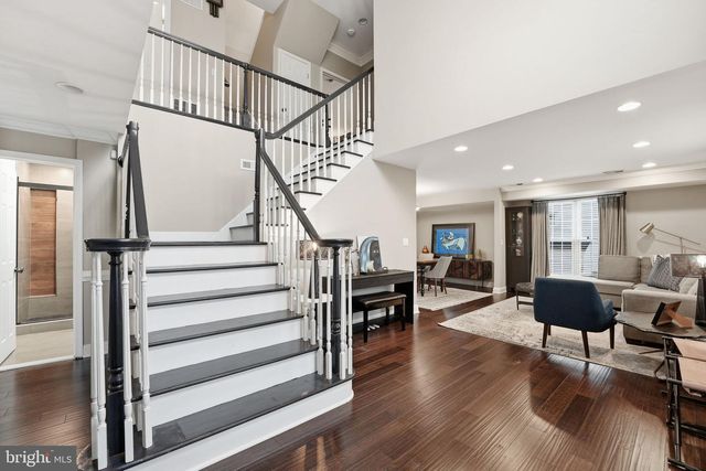 6608 CAVALIER DR, Alexandria, VA 22307