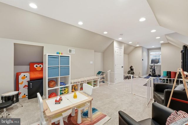 6608 CAVALIER DR, Alexandria, VA 22307