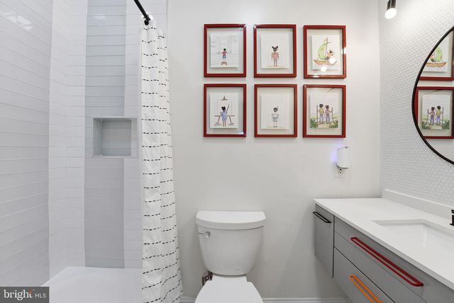 6608 CAVALIER DR, Alexandria, VA 22307