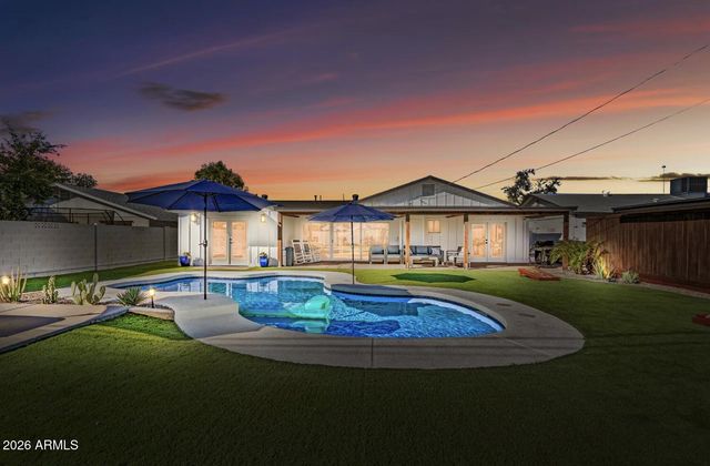 1013 S PARKSIDE Drive, Tempe, AZ 85281