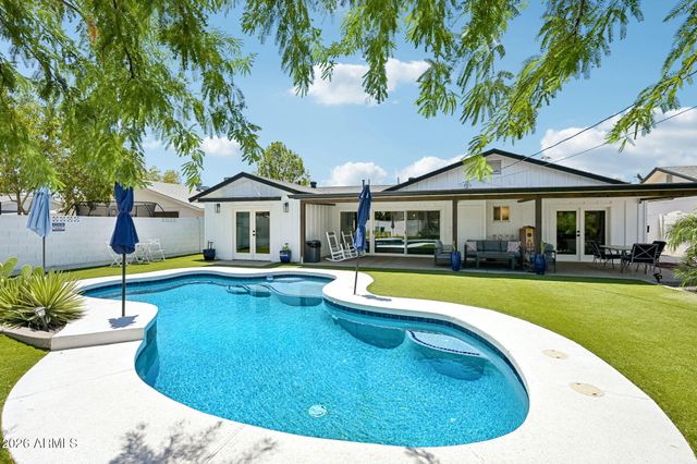1013 S PARKSIDE Drive, Tempe, AZ 85281