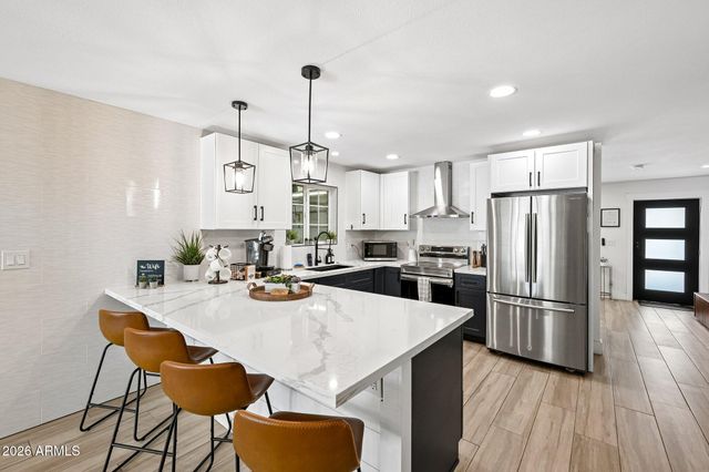 1013 S PARKSIDE Drive, Tempe, AZ 85281