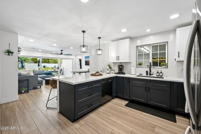 1013 S PARKSIDE Drive, Tempe, AZ 85281