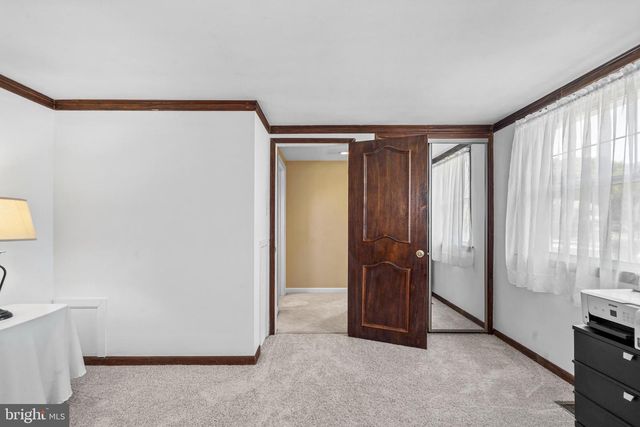 17 TANSEY DR, Upper Chichester, PA 19014