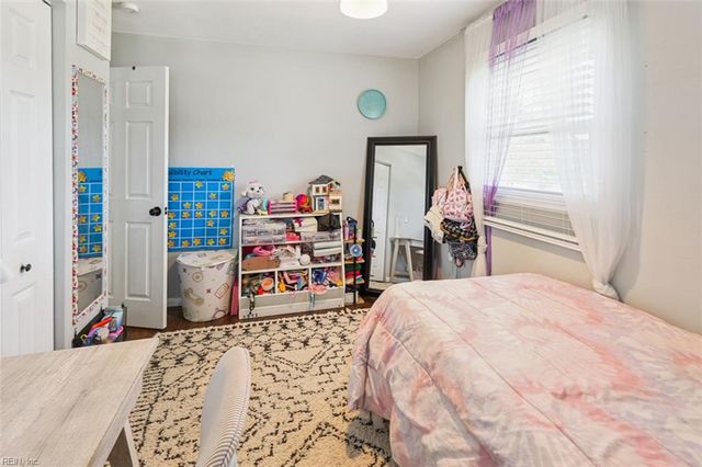 6112 Lockamy LN, Norfolk, VA 23502