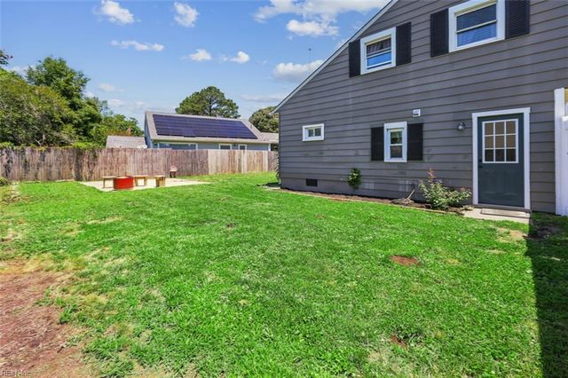 6112 Lockamy LN, Norfolk, VA 23502
