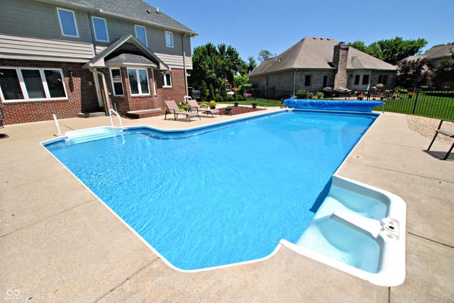 1772 Wedgewood Drive, Greenwood, IN 46143