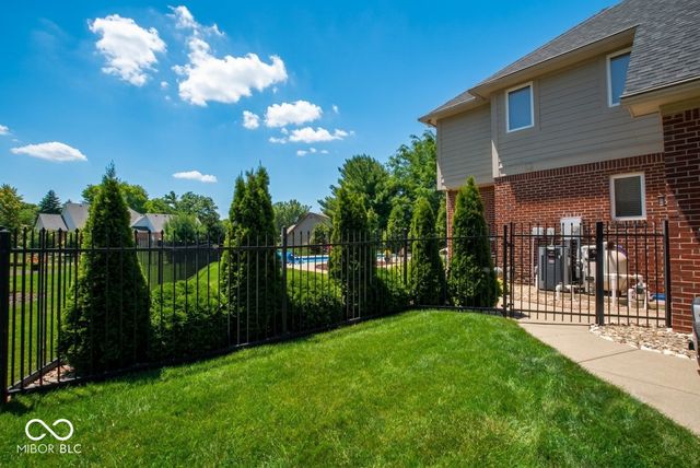 1772 Wedgewood Drive, Greenwood, IN 46143