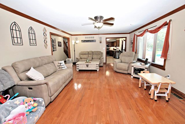 1772 Wedgewood Drive, Greenwood, IN 46143