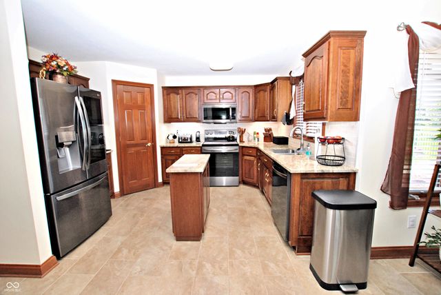 1772 Wedgewood Drive, Greenwood, IN 46143