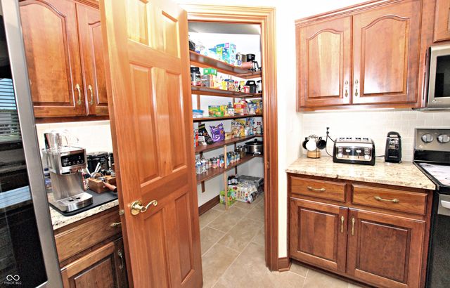 1772 Wedgewood Drive, Greenwood, IN 46143