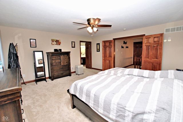 1772 Wedgewood Drive, Greenwood, IN 46143