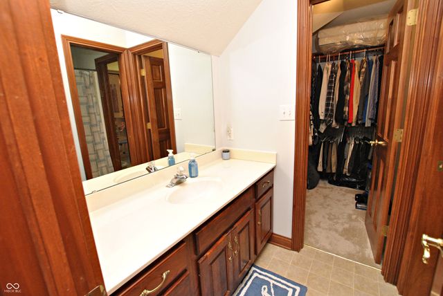 1772 Wedgewood Drive, Greenwood, IN 46143