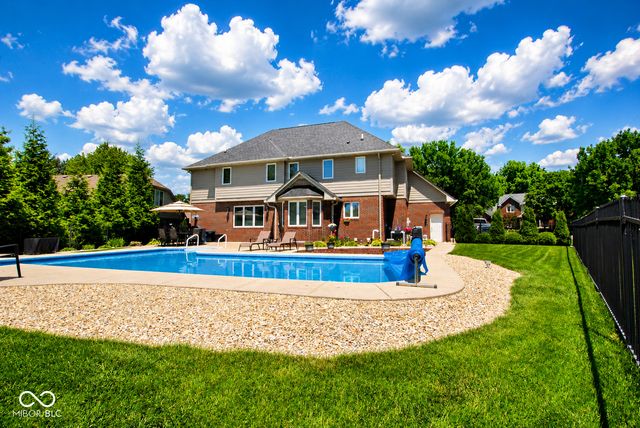 1772 Wedgewood Drive, Greenwood, IN 46143