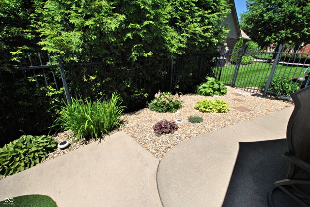 1772 Wedgewood Drive, Greenwood, IN 46143