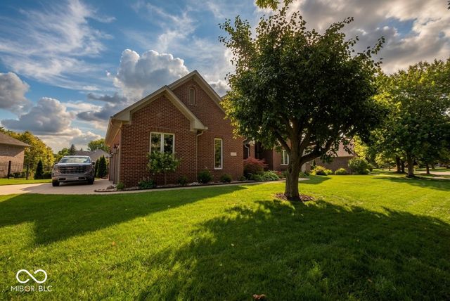 1772 Wedgewood Drive, Greenwood, IN 46143